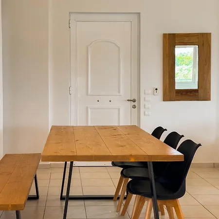 Liospito & Kochyli Constellation Holiday home *